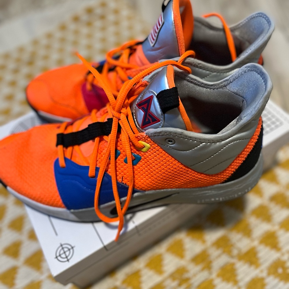 Nike Paul George 3 NASA